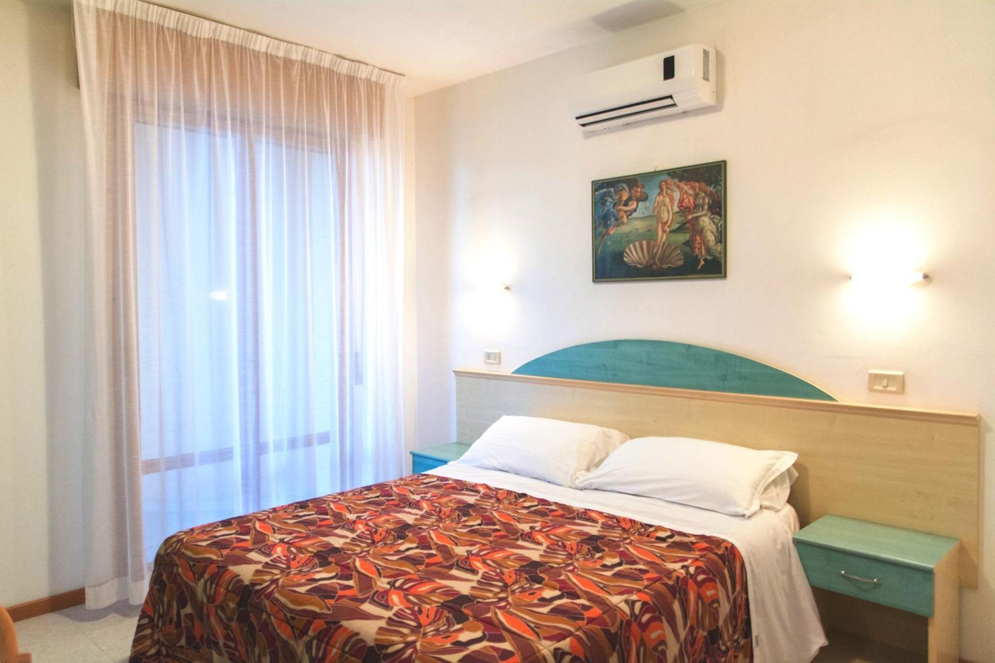 Aparthotel Costa Paradiso ลิโดอาเดรียโน ภายนอก รูปภาพ