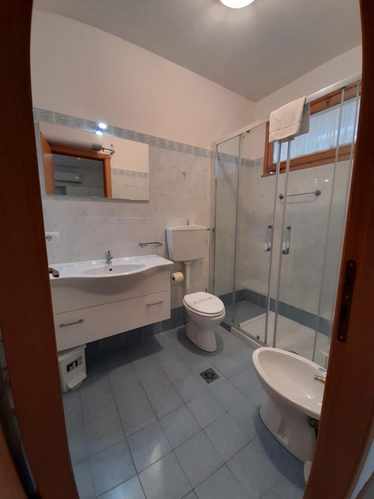Aparthotel Costa Paradiso ลิโดอาเดรียโน ภายนอก รูปภาพ