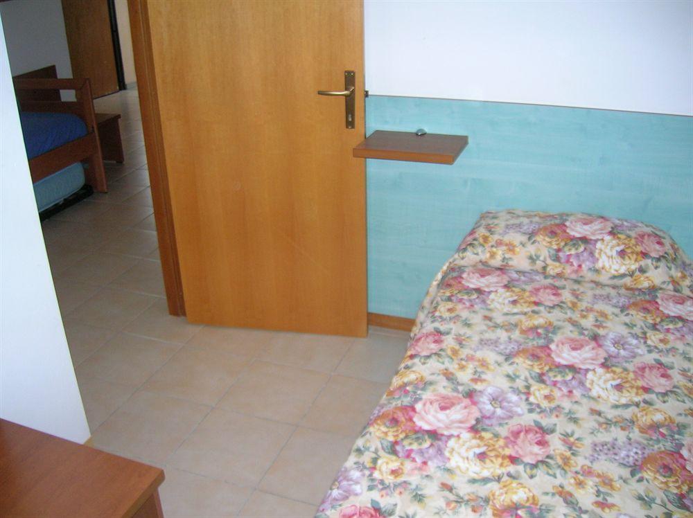 Aparthotel Costa Paradiso ลิโดอาเดรียโน ภายนอก รูปภาพ