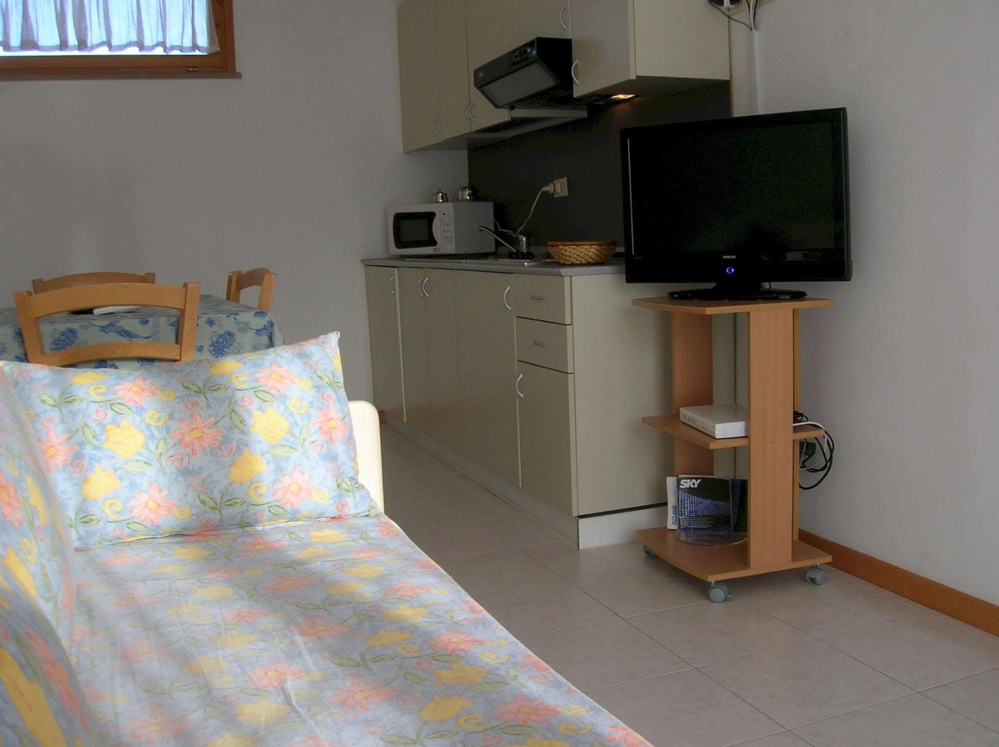 Aparthotel Costa Paradiso ลิโดอาเดรียโน ภายนอก รูปภาพ